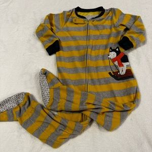 🍄3/$15🍄 Carter’s Sled Dog Footie Pajamas